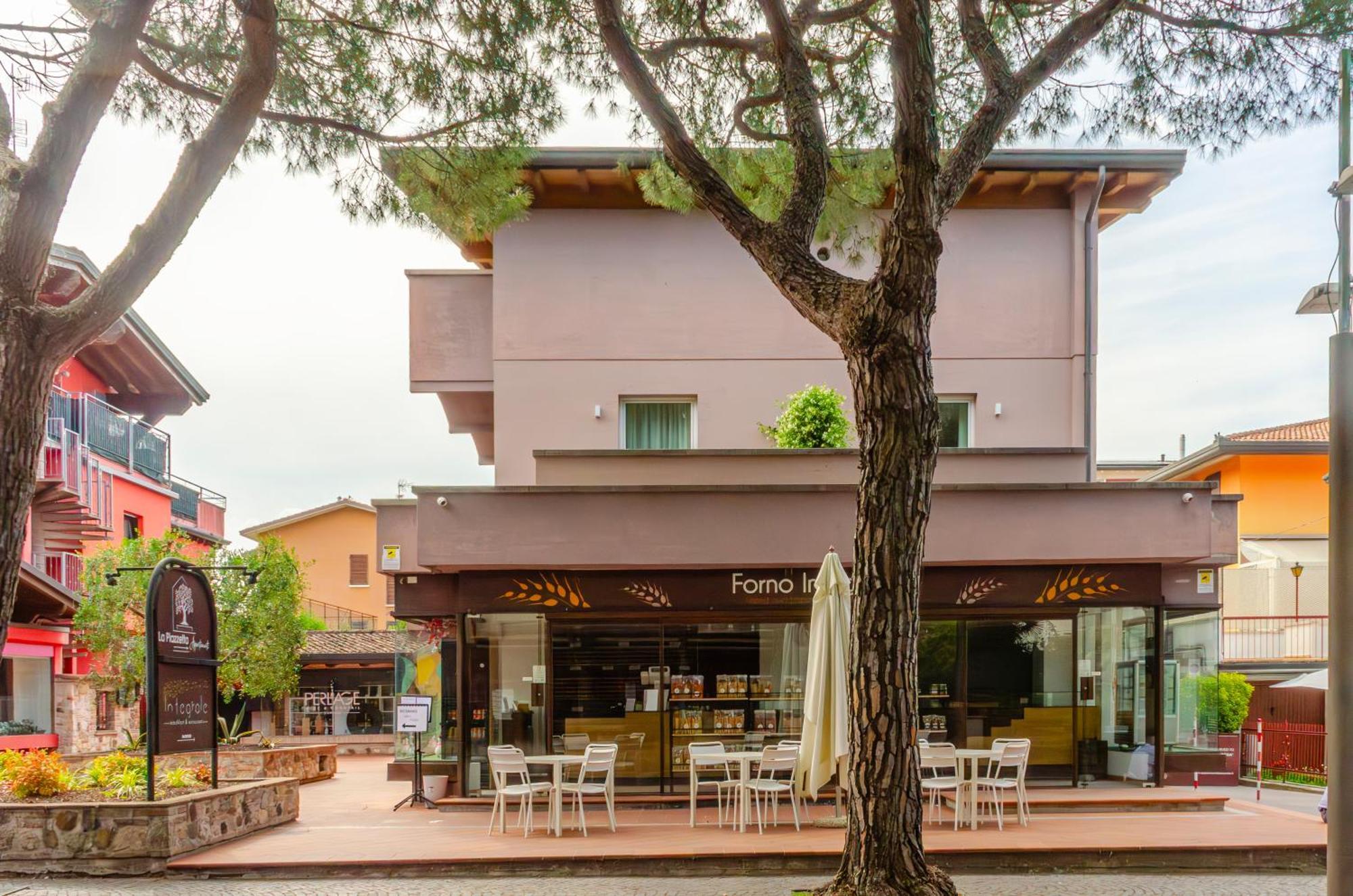 Appartamenti La Piazzetta Sirmione Exterior photo